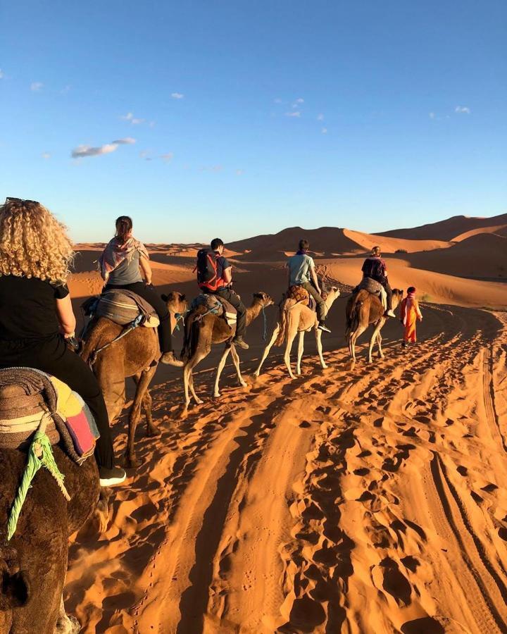 Camel Trekking Desert Camp Merzouga Luaran gambar